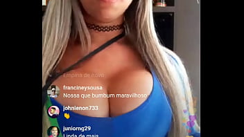 Preview 2 of Amerika N - Rafaela gata de melo trabalhando