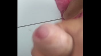 Preview 3 of Lesbian Whipped Into Bondage - Batendo punheta com fimose