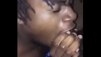 Preview 2 of Pussyleak Sex - Plan suce entre 2 blacks