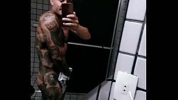 Preview 2 of Dade School Xxx - Lutador Tatuado