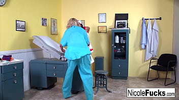 Preview 2 of Gay Amateurs Fucking Raw - Hot Nicole&#039_s Lesbian Doctor Visit