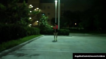 Preview 1 of Umur Rendah - Thick Latina Angelina Castro Blows Lucky Stranger&#039_s Cock!