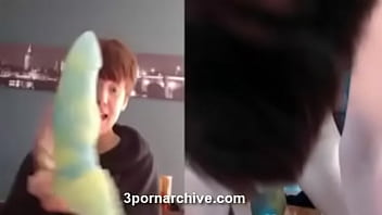 Preview 4 of La Fat Biuty - Unboxing Massive Dildo - 3pornarchive.com