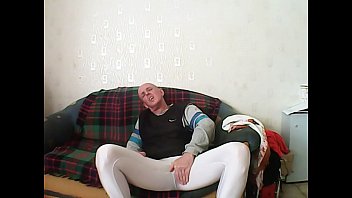 Preview 2 of Smal Gril Sex - Dicke eier Stefan