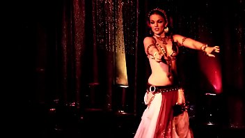 Preview 3 of Udrey Bitoni Teacher Xxx - Sonia - Belly Dancer