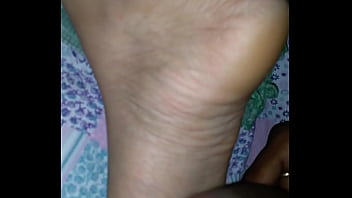 Preview 2 of Thelin Xx - Footjob s.
