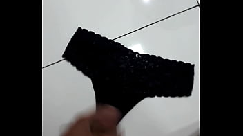 Preview 4 of Indiany Xxx Video - Calcinha preta da cunhada 12312