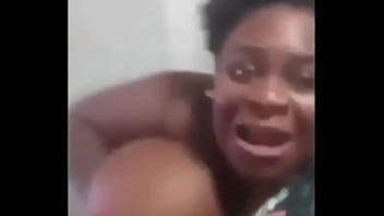 Preview 3 of Busty Lvy Lebelle - JoJo todinho sem querer mostrar seus peit&atilde_o