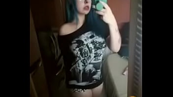Preview 1 of Xxx Sleeping China - Branquinha de cabelo azul
