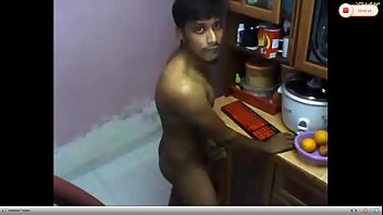 Preview 3 of Ngewe Di Hotel Tanpa Di Sensor - Indian guy on cam