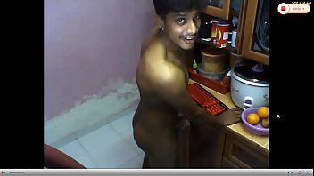 Preview 1 of Ngewe Di Hotel Tanpa Di Sensor - Indian guy on cam