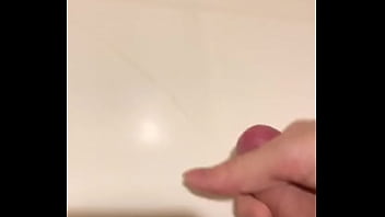 Preview 2 of Debo Sousay - 公衆トイレで射精