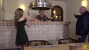 Preview 1 of Couple Foursome Neighbour - DADDY4K. se souvient encore du russe et du go&ucirc_t d&#039_une jeune chatte