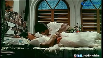 Preview 1 of Old Silver Gay - Tamil Actress Radha enjoyed in Bed