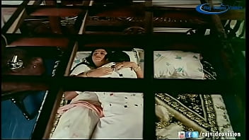 Preview 4 of Old Silver Gay - Tamil Actress Radha enjoyed in Bed