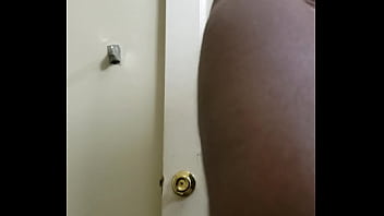 Preview 1 of Latina Creamy Squirt Webcam - This huge ass needs a dick