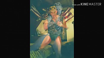 Preview 1 of Foxy Di Orgasm Hard - DIVA DICK Freakshow