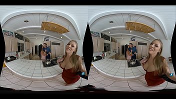 Preview 1 of Toni Kelzer - Britney Amber &amp_ Texas Patti - MilfVR - ThanksSwinging Day
