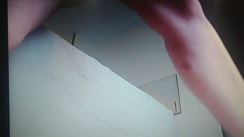 Preview 4 of Girl Putting Ball In Pussy - Hermosa pelirroja haciendo squirt