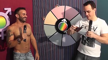 Preview 3 of Candid Thong Beach - #TBTPapoMix - Pornstar Brenno Santiago responde as perguntas picantes do game do PapoMix - Exibido em Julho/2015 - Parte 3 - Twitter:@TVPapoMix
