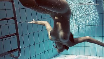 Preview 3 of Natural German Hd Fuck - Another action with Sima Lastova in the pool