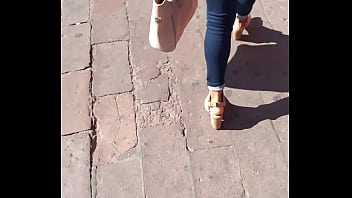 Preview 2 of Tamil Aunty Sex And Voice - Putita en la calle