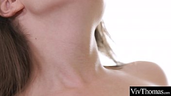 Preview 4 of Lift And Carry Jordi - Lesbians with rock hard nipples pleasure each other