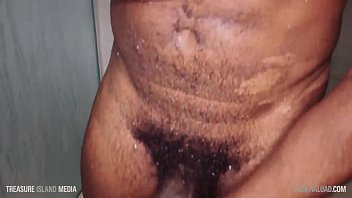 Preview 3 of Smash Sex - Join me in the shower?