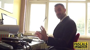 Preview 1 of Jims Situ V - Spanked fetish submissive throats Pascal
