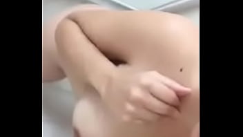 Preview 3 of Wife Creampied At Adult Theater - Mi putita pt2