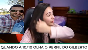 Preview 1 of Tanya Gomez Sex Scandal Porn - Gatinha da web falando do narigudo da R&uacute_ssia brasileira