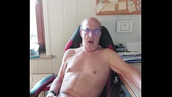 Preview 3 of Hisra Hd Video Hd Xxx Dowenlod - Norbertww - abspritzen cor der cam bei chaturbate - Apr 23,  2025