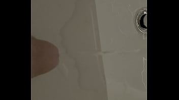 Preview 2 of Tube7sex - Peeing in the hotel sink!