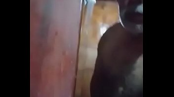 Preview 2 of Bzzers Sex Hd Mom - exibindo o pau