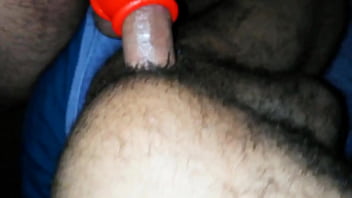 Preview 3 of Bathrooms Sex Threesome Sex - morro me deja pre&ntilde_ado y me bate sus mecos