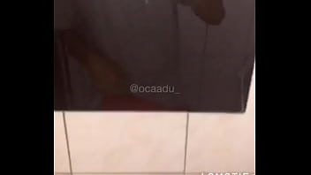 Preview 2 of No Clue Your Girl Cheating You - lomotif do novinho