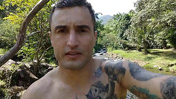 Preview 4 of Red Wap Jabardasti - De Sunga Branca #1 Indo pro banho de rio
