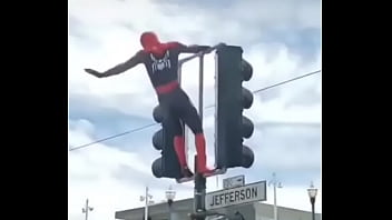 Preview 4 of Japan Porn Cerita - HOMEM ARANHA REBOLANDO GOSTOSO NO SINAL