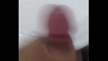 Preview 2 of Wet Teen Cam10 - Batendo uma