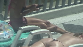 Preview 4 of Indian Boss Secretary Sex - Espiando a Rubia en la Piscina