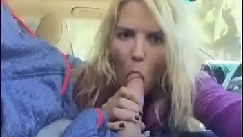 Preview 3 of Hors Xnxx Hd - Driver giving BlowJob to passenger and Swallowing his Cum