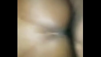 Preview 2 of Desi Girls Local - Descobrir que uma trans mora na minha rua fui de madrugada na casa dela  soquei sem camisinha no cu  e ainda gozei dentro dela