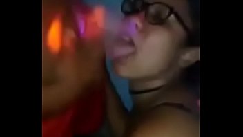 Preview 1 of Vajinas Peluds - Novinha na festa dando pro Dj Leo ogro