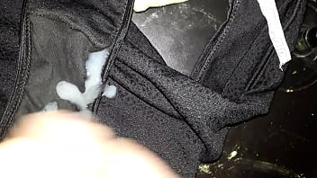 Preview 4 of Download Bokep Selingkuh Japan - Me dan leche en la ropa