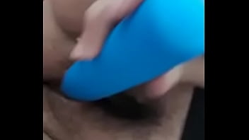 Preview 2 of Inicio De La Flaca En El Porno - Una amiga