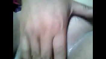 Preview 2 of Fout Xxx Video - tocandose en el bano