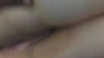 Preview 1 of Sxe Hindi Videos - Caiu na Net mulher deixa corno em casa e vai da pra amante e grava e manda pro corno