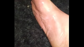 Preview 4 of Sikh Sex Aunty - Busting my load on my huge feet