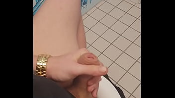 Preview 1 of Big Herc Porn Japanese - masturbating alone on d.