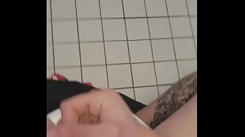 Preview 4 of Big Herc Porn Japanese - masturbating alone on d.
